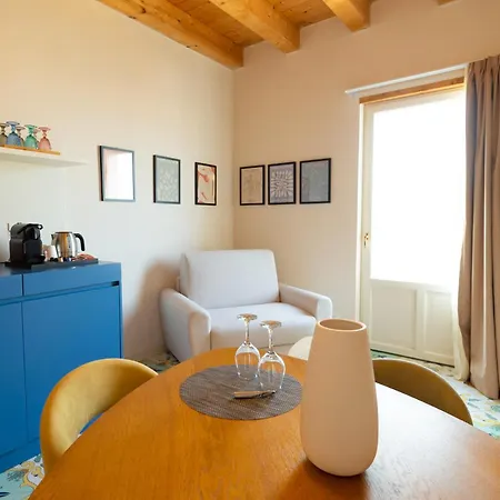 Fortaleza Charme House Сиракузы
